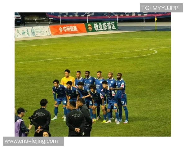 石家庄足球队奋勇争先展现拼搏精神助力城市体育发展新篇章 石家庄足球队奋勇争先展现拼搏精神助力城市体育发展新篇章